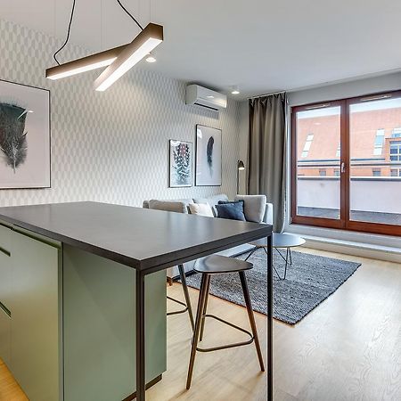 Aura Island Apartments Old Town กดัญสก์ ภายนอก รูปภาพ