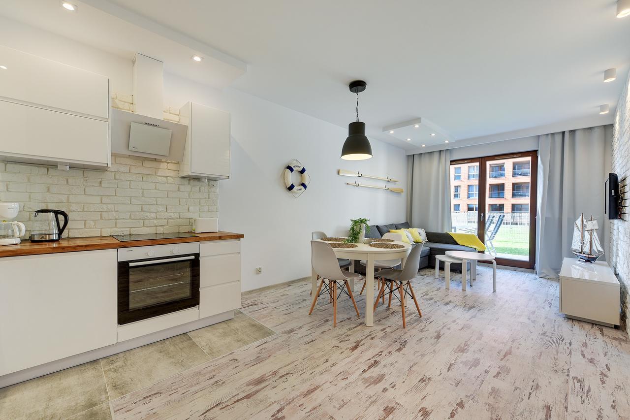Aura Island Apartments Old Town กดัญสก์ ภายนอก รูปภาพ