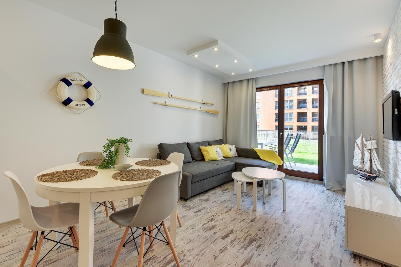 Aura Island Apartments Old Town กดัญสก์ ภายนอก รูปภาพ