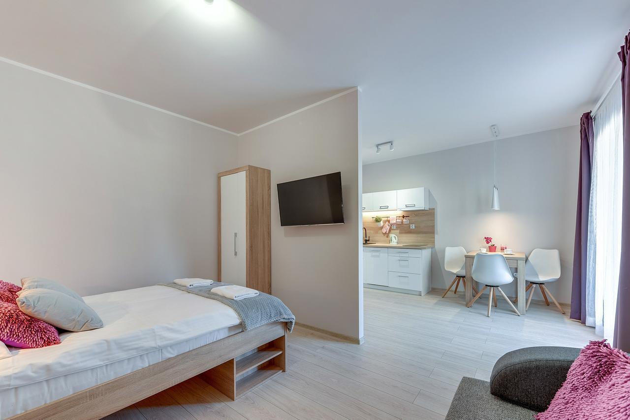 Aura Island Apartments Old Town กดัญสก์ ภายนอก รูปภาพ