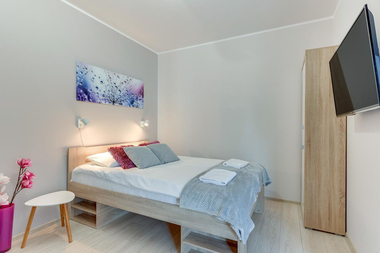 Aura Island Apartments Old Town กดัญสก์ ภายนอก รูปภาพ