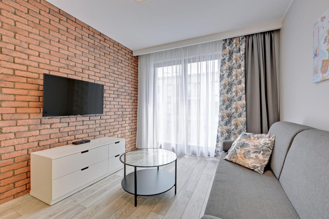 Aura Island Apartments Old Town กดัญสก์ ภายนอก รูปภาพ